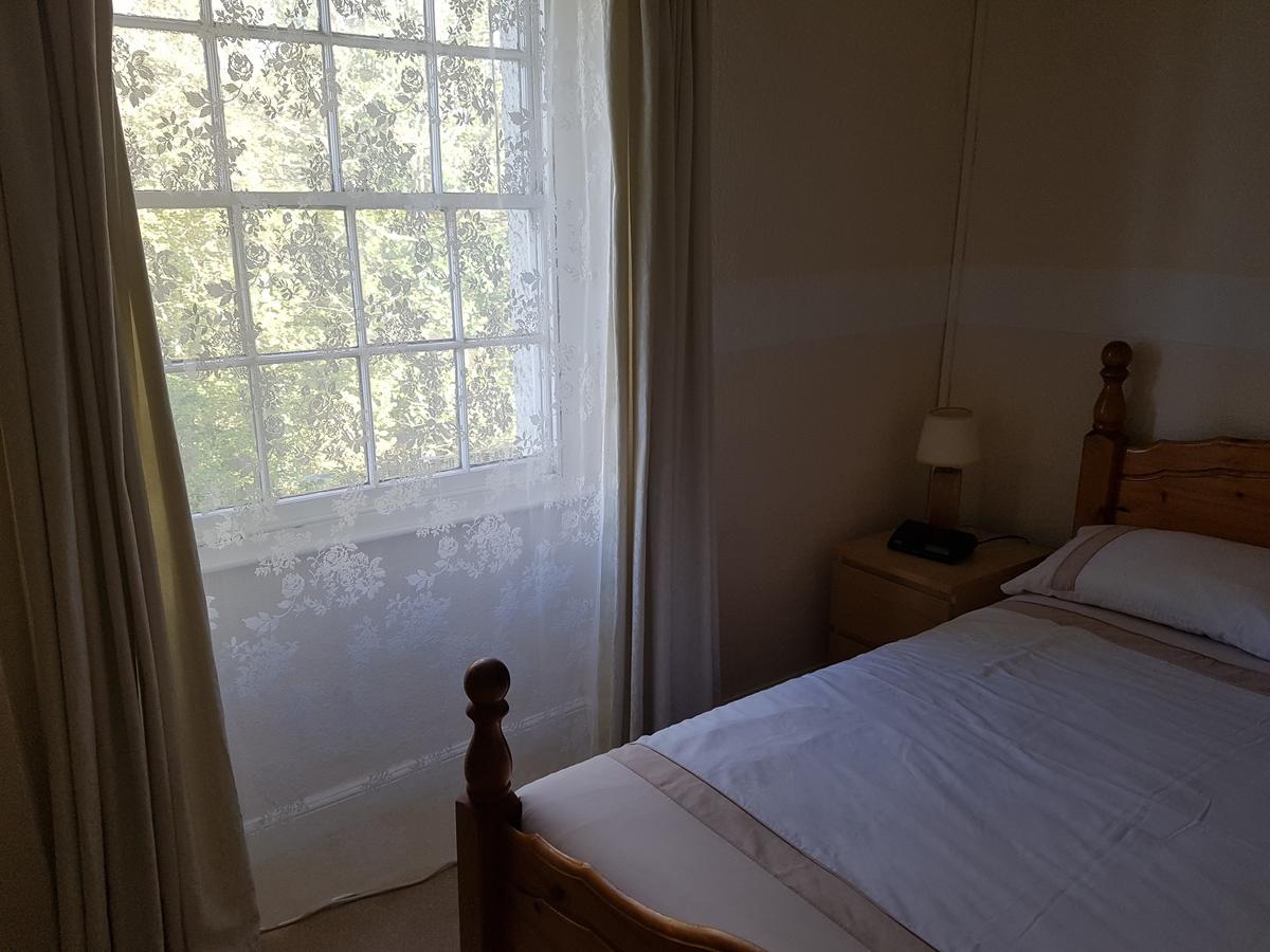 The Marston Inn ヨービル エクステリア 写真